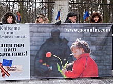 Эстонец, защищавший Бронзового солдата в Таллине, теперь защищает 9 Мая в ДНР