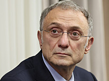 Керимов помогает махачкалинскому «Динамо» в вопросах содержания стадиона, заявил глава Дагестана