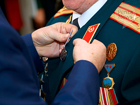 Пензенский губернатор призвал тщательнее выбирать подарки для ветеранов