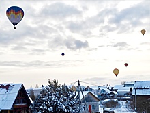Яблоки на снегу: что ищут над древним Переславлем разноцветные аэростаты?