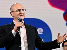 Кириенко принял участие в новогодней акции «Елка желаний»