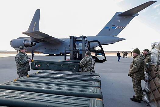 «После Украины будет Балтия». Конгресс США одобрил новую военную помощь Украине. Почему ее назвали провалом противников Киева?