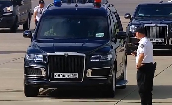 Российские "Аурусы" встретили Путина в Аргентине