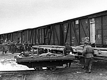 Более 80 лет под грифом "секретно": что известно о жертвах крушения двух военных поездов