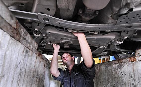 Запрограммированный износ: слесарь объяснил деградацию современных авто