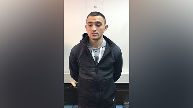 Полиция задержала таксиста после кражи имущества и денег на 700 тыс. руб. у участников ДТП на юге Москвы