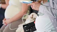 Гинеколог предупредила об опасных симптомах во время беременности