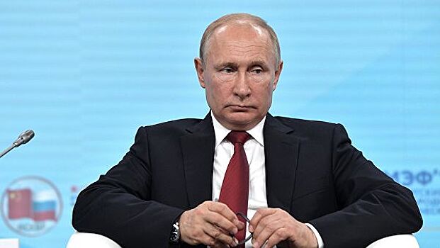 Путин заявил о деградации отношений с США