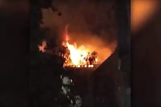 Крупный пожар в центре Москвы сняли на видео