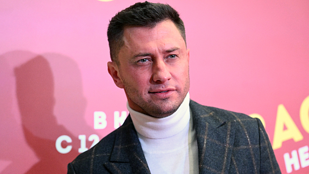 Прилучный обжалует решение суда о месте жительства сына