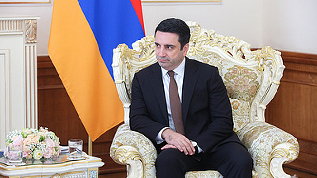 Спикер парламента Армении планирует официальный визит в Россию