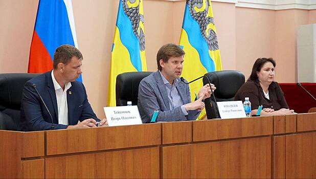 Врио главы Оренбурга обсудил с председателями СНТ вывоз мусора