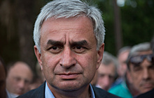 Президент Абхазии отказался перенести референдум