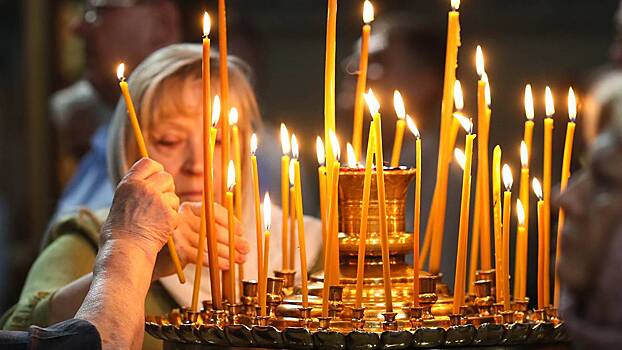 Священник Береговой: В Медовый Спас нужно посетить храм и исповедаться