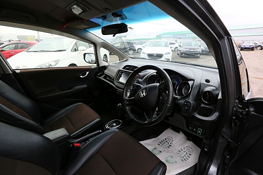 В МВД РФ отреагировали на слухи о запрете праворульных машин