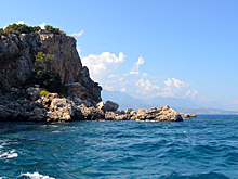 На пляже турецкого Кемера нашли тело утонувшего украинца