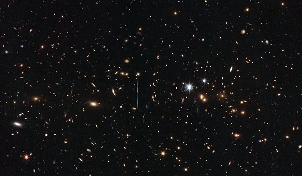 В ранней Вселенной нашли горячую «фабрику звезд»