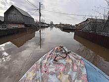 Уровень воды в реке Томь в Новокузнецке достиг опасного уровня