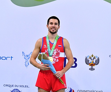 На чемпионате мира по прыжкам на батуте три золота завоевал спортсмен из ВАО