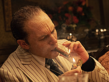 Как самый известный гангстер в истории сходил с ума и разлагался от сифилиса: «Капоне» с Томом Харди