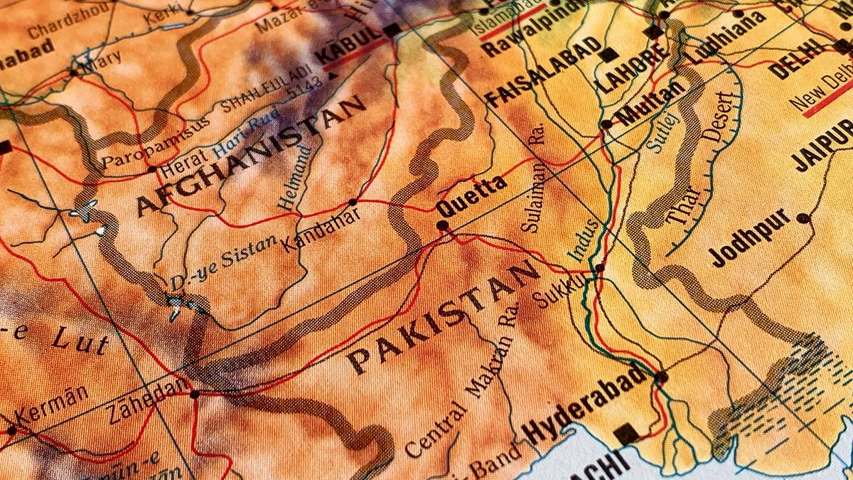 AP: Боевые действия возобновились на границе между Пакистаном и Афганистаном