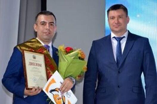 Арсен Григорян из Барнаула стал «Учителем года Алтая-2017»