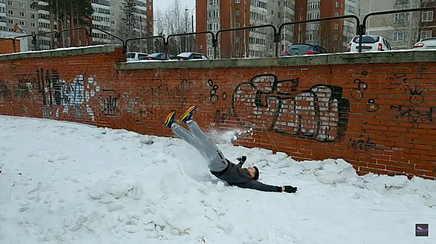 Видео дня: снежный паркур под Екатеринбургом