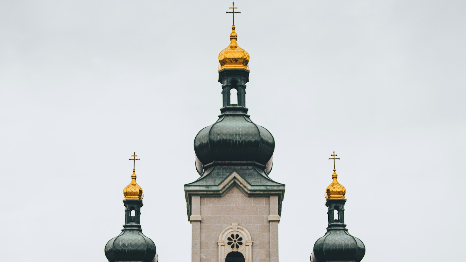 В Эстонии пригрозили закрыть подчиняющиеся РПЦ монастыри