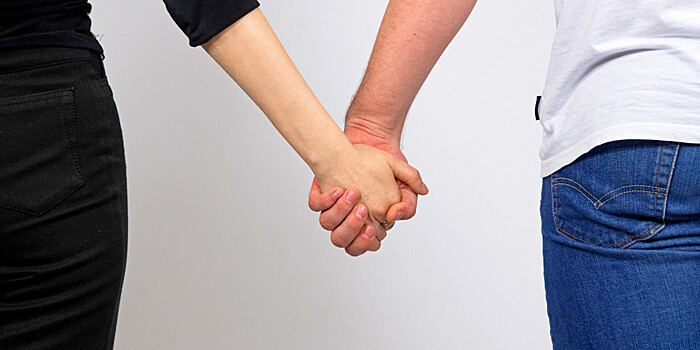 Актер Том Холланд и актриса Зендея решили жить вместе