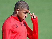 СМИ: Зидан посоветовал Мбаппе продолжить карьеру в «Реале»