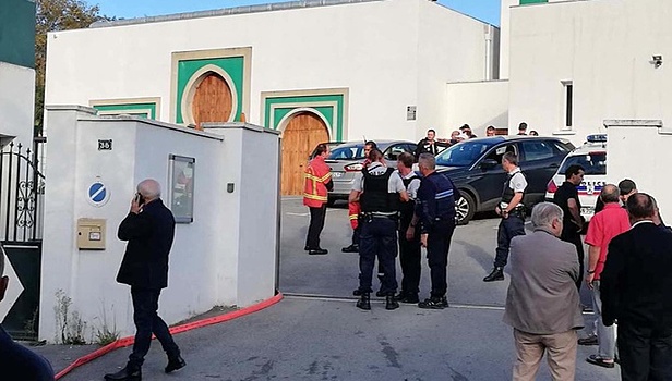 Пожилой мужчина устроил стрельбу возле мечети во французской Байонне