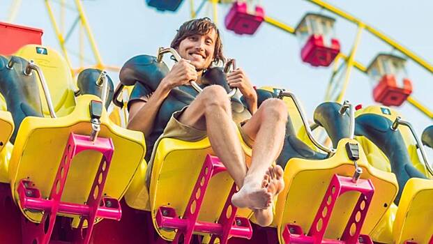 Гардеробщик за 250 тысяч в месяц: топ-5 самых неожиданных вакансий сентября