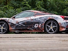 Ferrari 458 Italia Spider покрыли «ржавой» пленкой