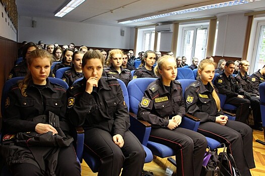 В Щукине подвели итоги учебной практики курсантов колледжа полиции