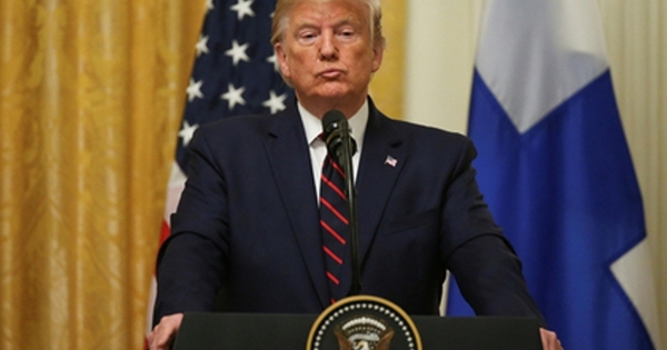 Разговор Трампа с Зеленского окрестили «сумасшедшим и