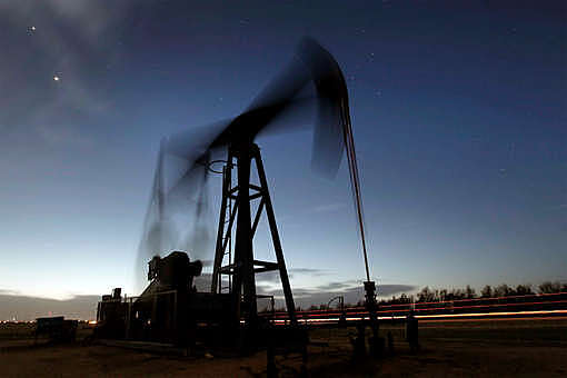 "Потолок цен на нефть приведет к войне на истощение России и Запада"