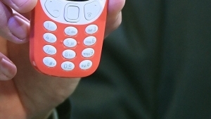 Каждый пятый житель России использует кнопочный телефон