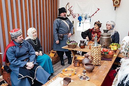 На площадке фестиваля «Мос/Еда!» в ЮЗАО москвичей познакомят с традиционными забавами жителей российских регионов