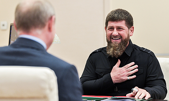 Песков раскрыл подробности беседы Путина и Кадырова