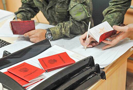 Работники военкомата зарабатывали на отправке «мертвых душ» на СВО. Они получили более миллиона рублей