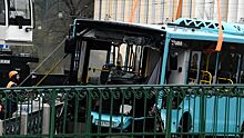 В Петербурге избирают меру пресечения для водителя автобуса, упавшего  в Мойку