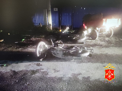 Трое подростков в кузбасском поселке пострадали в аварии с мотоциклами