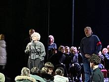 «Вечная звезда»: Панкратов-Черный и Севрюкова выступили на прощании с Алентовой