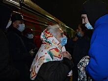 Первый поезд с эвакуированными жителями Донбасса прибыл в Самарскую область