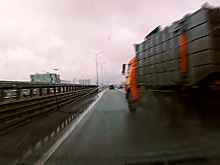 Водитель легковушки не пропустил КамАЗ и пожалел