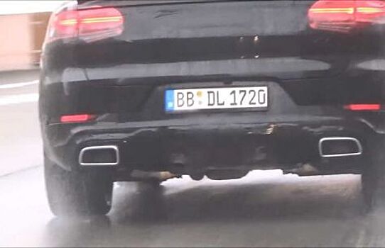 Новый Porsche Cayenne Coupe попался журналистам