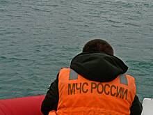 Спасатели не смогли найти четырех находившихся в трюме тонущего судна моряков возле Керчи