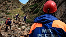 Спасатели МЧС РФ вышли на поиски туристов из Москвы, попавших под камнепад в КБР