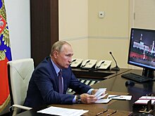 Путин потребовал выделить средства на лекарства для больных коронавирусом