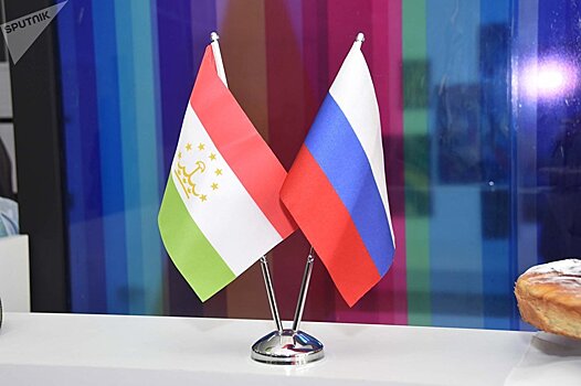 Посольство России в Таджикистане помогло малоимущим жителям Турсунзаде